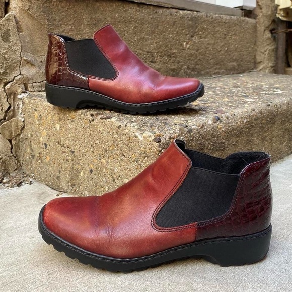 Rieker Warm Lined Red Booties - Picture 3 of 8